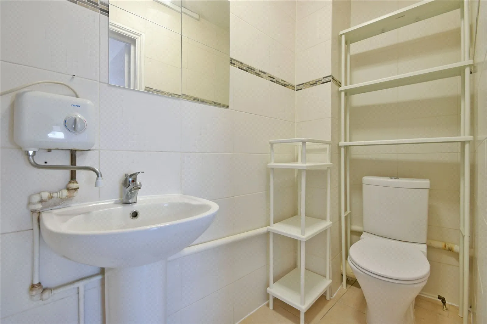 Pellatt Grove, Wood Green, London, N22