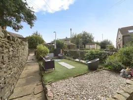Cliffe View, Allerton, Bradford thumb 3