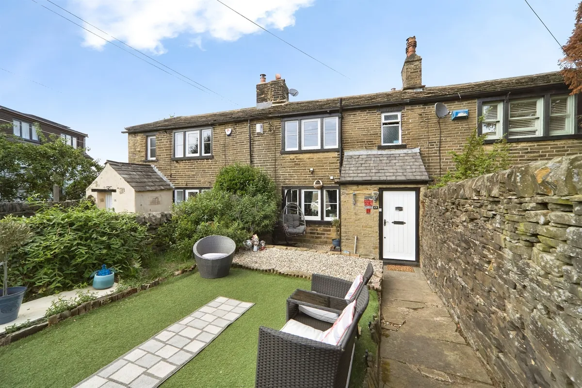 Cliffe View, Allerton, Bradford