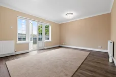 Balmoral Drive, Bishopton