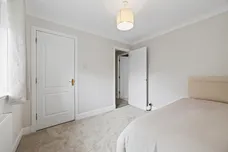 Balmoral Drive, Bishopton