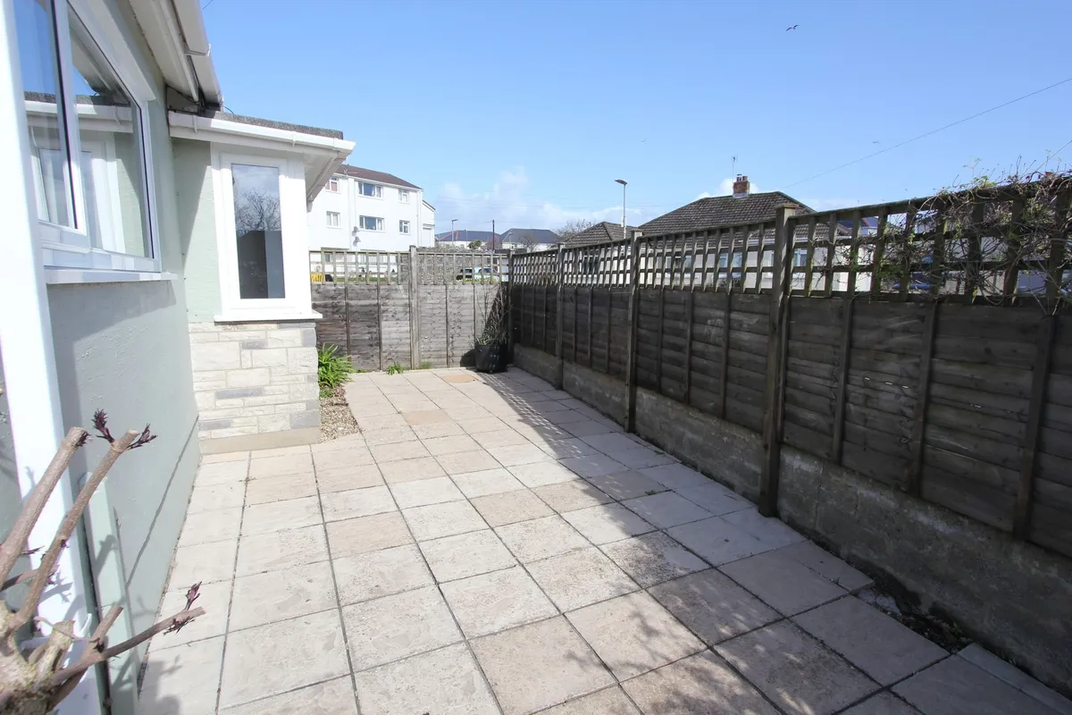 Spitzkop, Llantwit Major, CF61