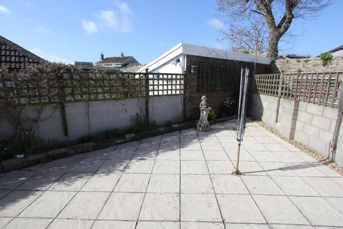 Spitzkop, Llantwit Major, CF61