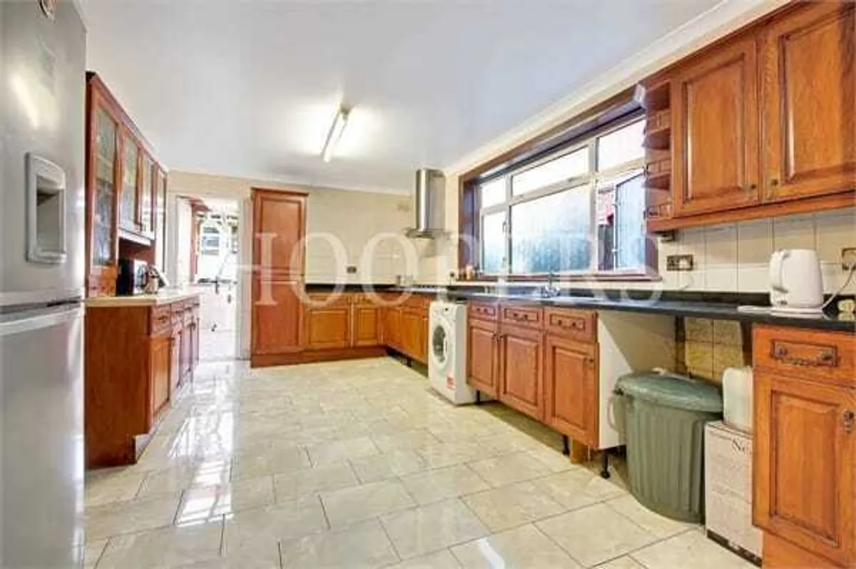 Prout Grove, London, NW10