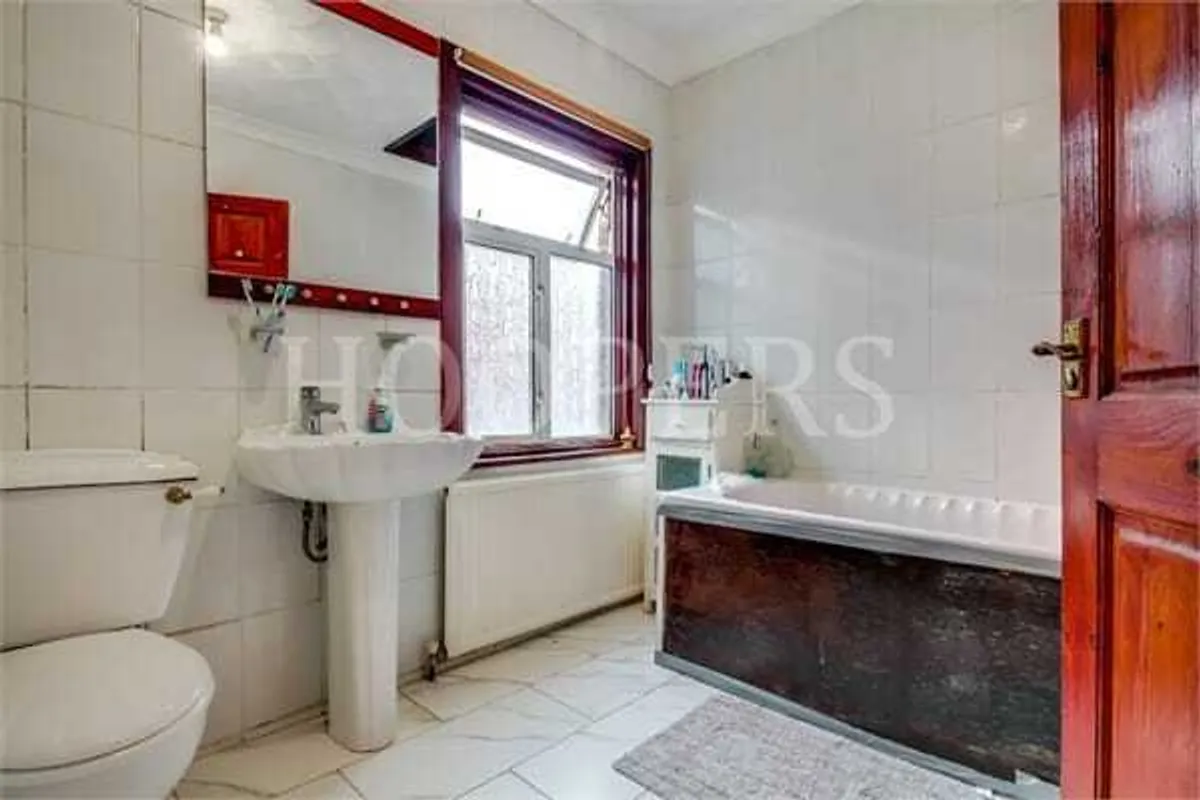 Prout Grove, London, NW10