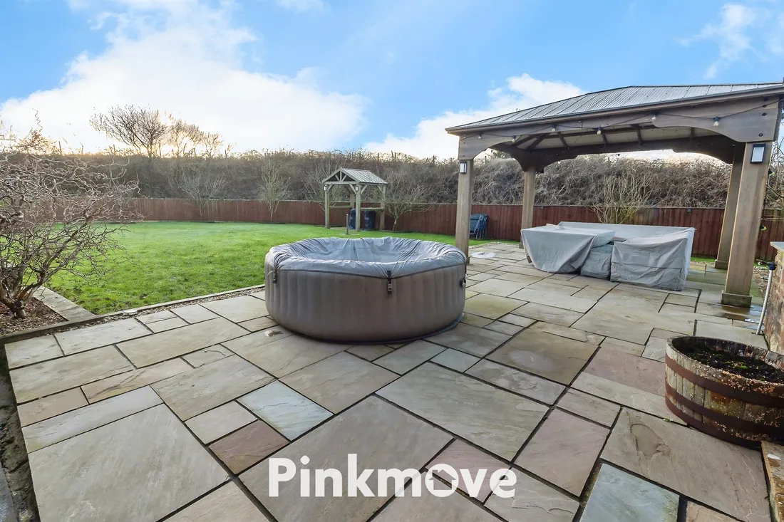 Property photo 33