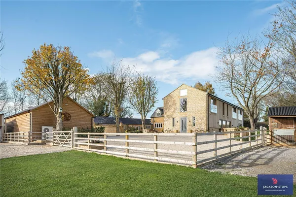 Spectacle Lane, Moulton, NN3 photo 27