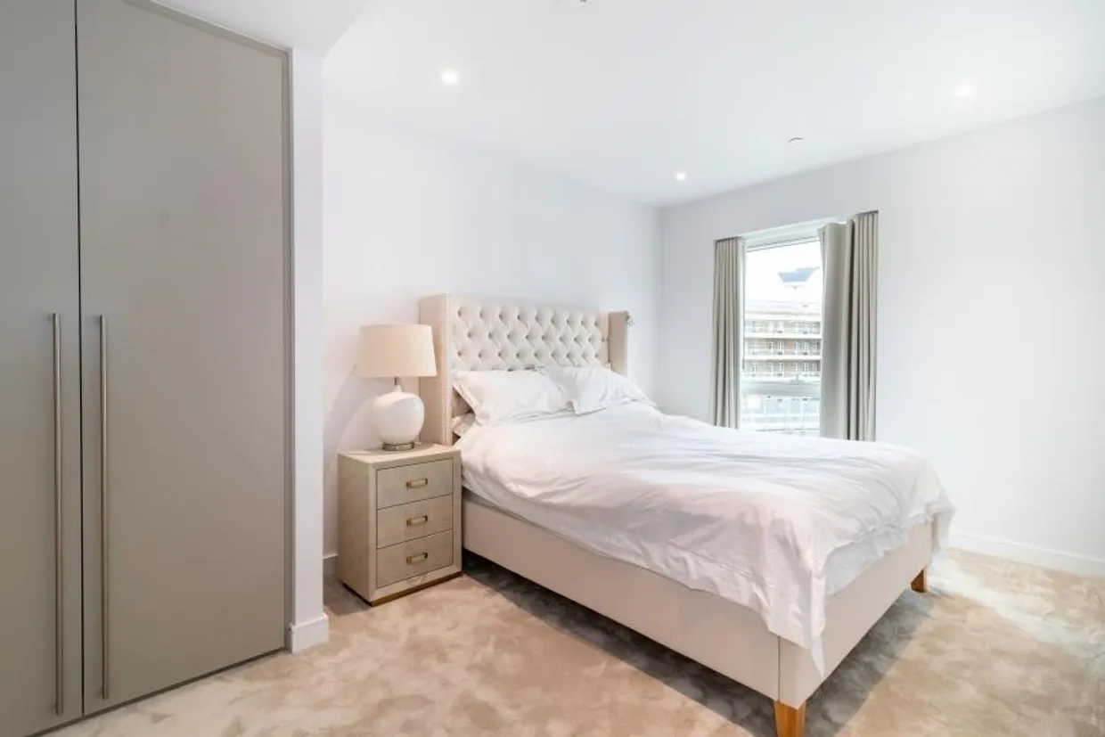 Lockgate Road London SW6 photo 1