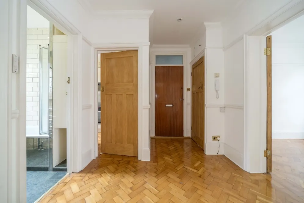 Eaton Rise London W5 photo 4