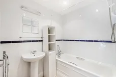 Ferndale Road London SW4 photo 11