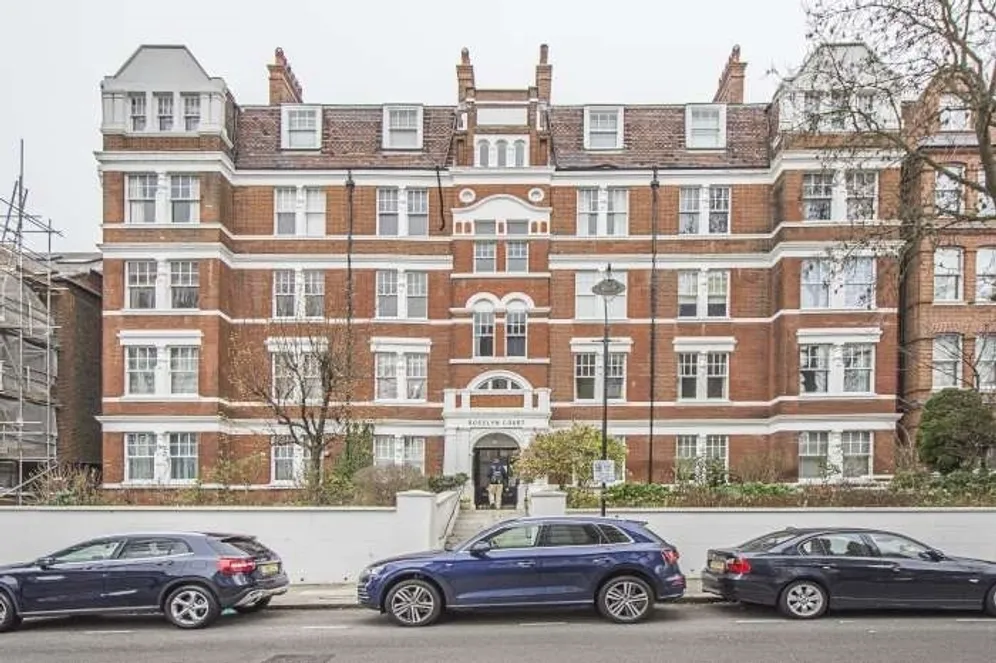 10 Ornan Road Belsize Park NW3 photo 2