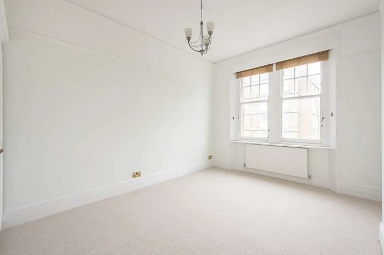 10 Ornan Road Belsize Park NW3 photo 6