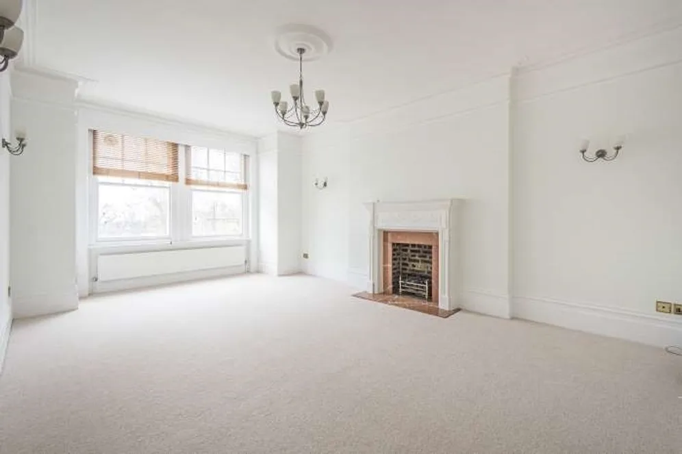 10 Ornan Road Belsize Park NW3 photo 7