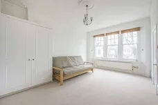 10 Ornan Road Belsize Park NW3 photo 9