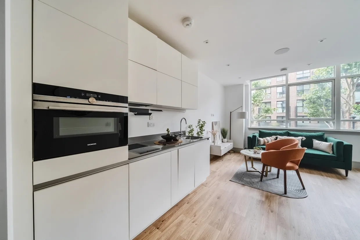 Lawrence Road London N15 photo 12