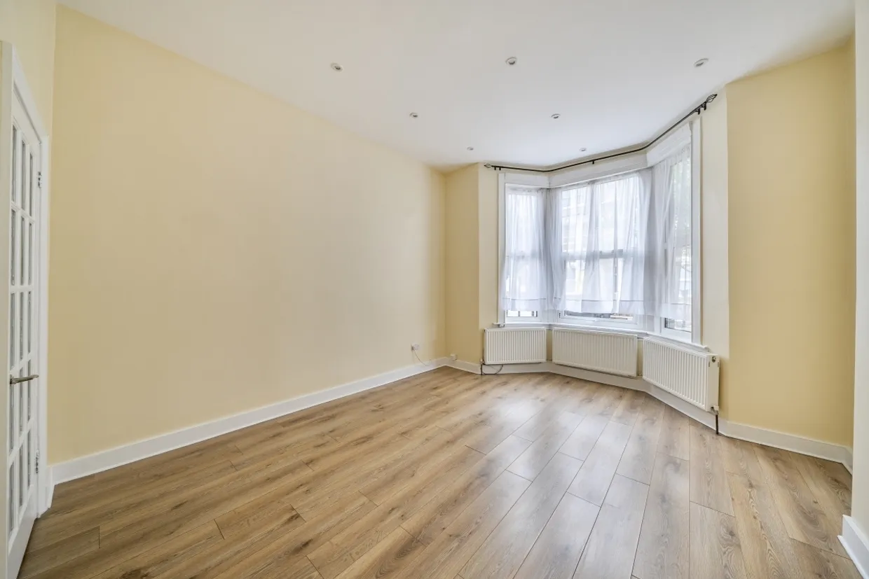 Fermoy Road London W9 photo 9