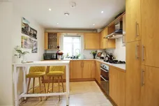 Ffordd James McGhan, Cardiff