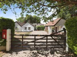 Elston, Shrewton, Salisbury photo