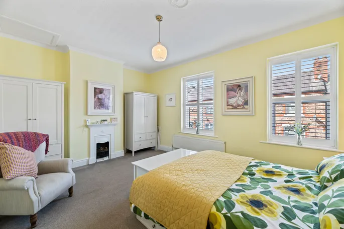 Property carousel image 11