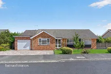 Field End, Coulsdon