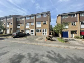Westview Rise, HEMEL HEMPSTEAD photo