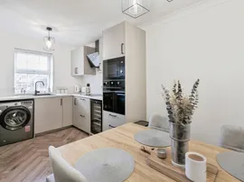 Park Crescent, Bolton-Upon-Dearne, Rotherham thumb 3