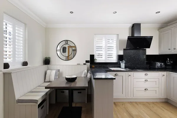 Julianas Court, Northwick Park, GL56 photo 2