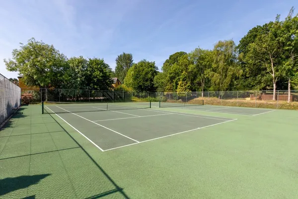 Julianas Court, Northwick Park, GL56 photo 15