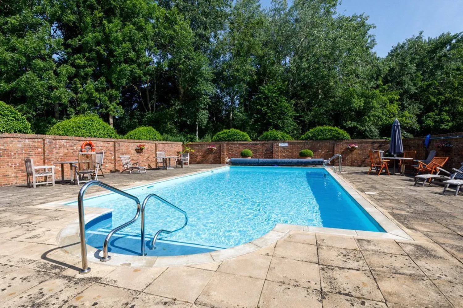 Julianas Court, Northwick Park, GL56 photo 16