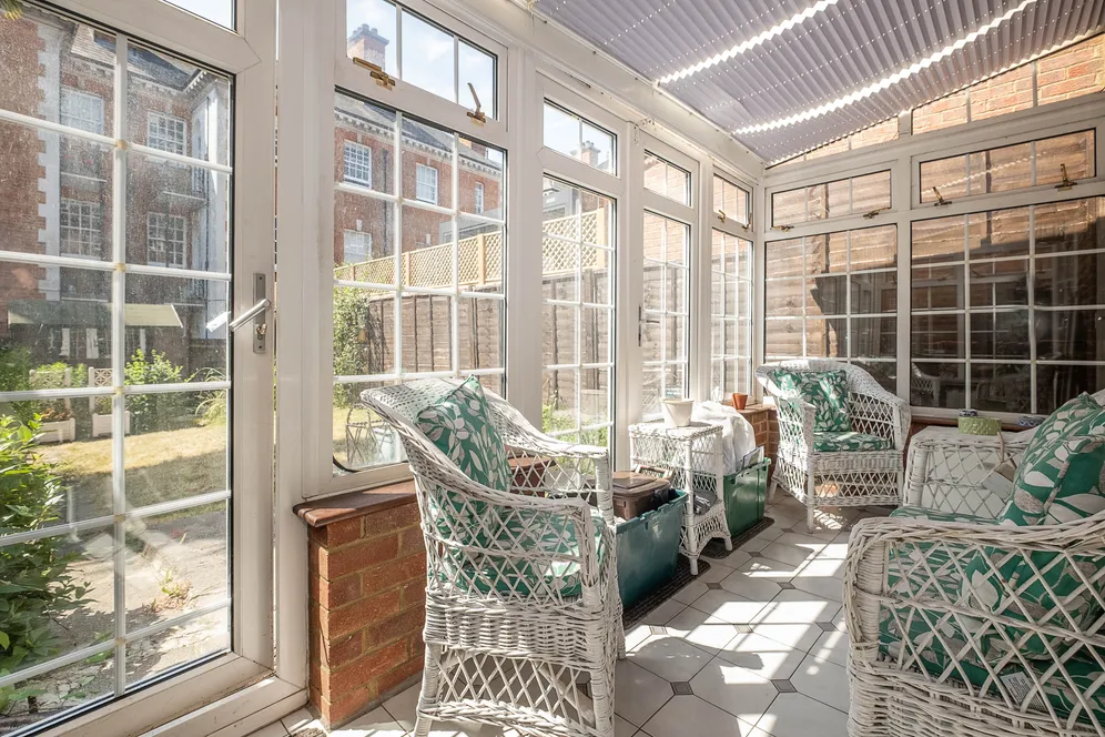 Pine Grove, London, SW19 photo 6