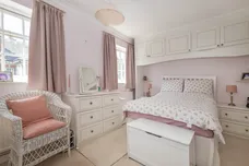 Pine Grove, London, SW19 photo 9