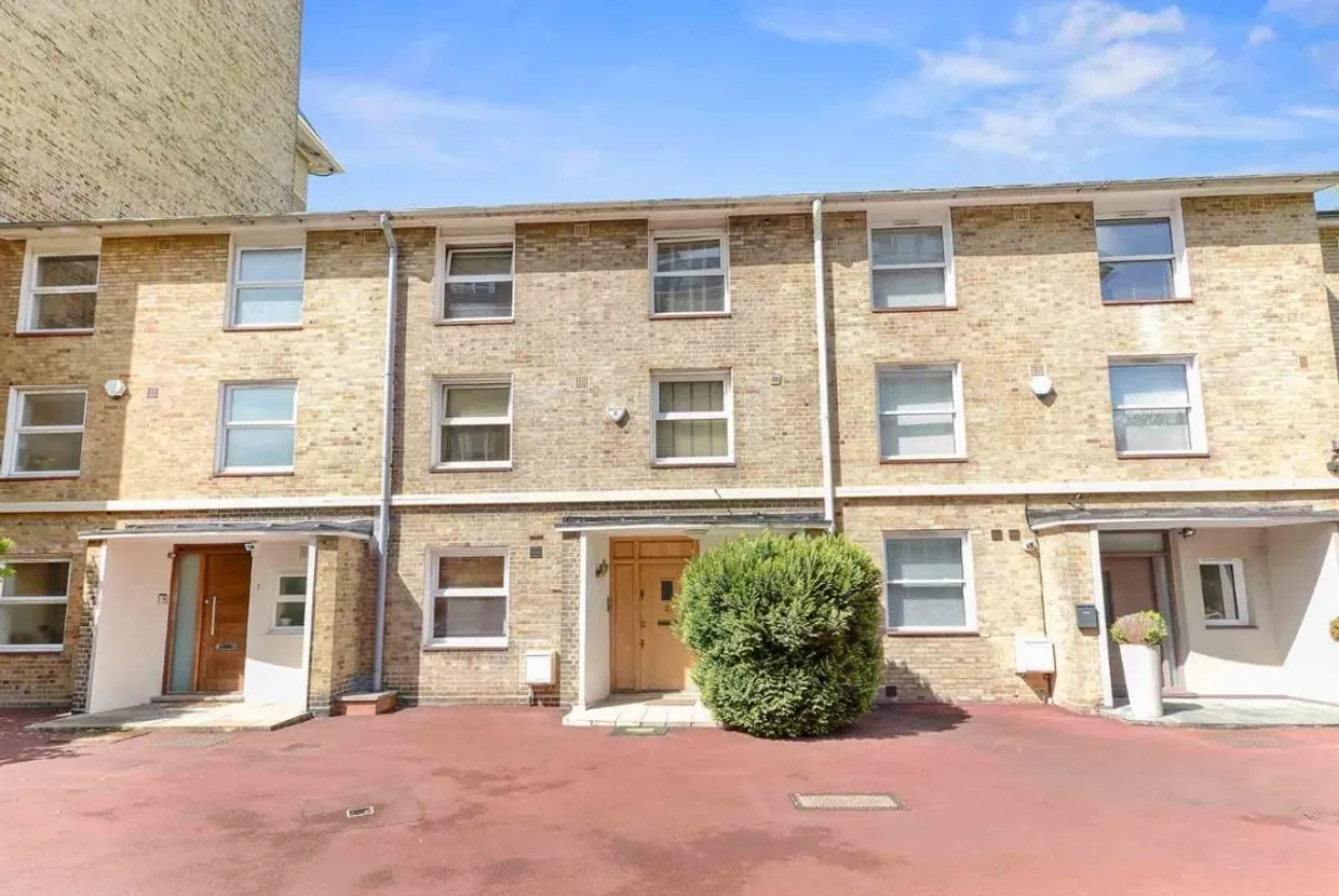 Court Close, St Johns Wood Park St Johns Wood NW8 photo 1