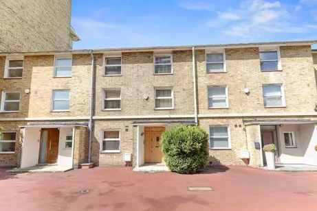 Court Close, St Johns Wood Park St Johns Wood NW8