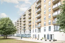Durnsford Road London SW19 photo 1