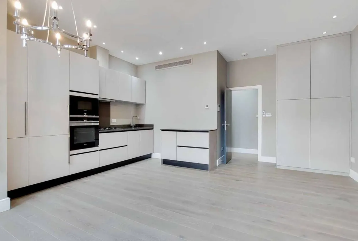 Fitzjohns Avenue London NW3 photo 2