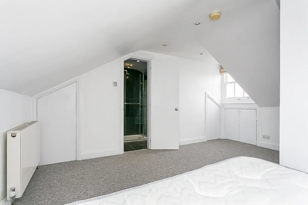Grafton Square, SW4 photo 9
