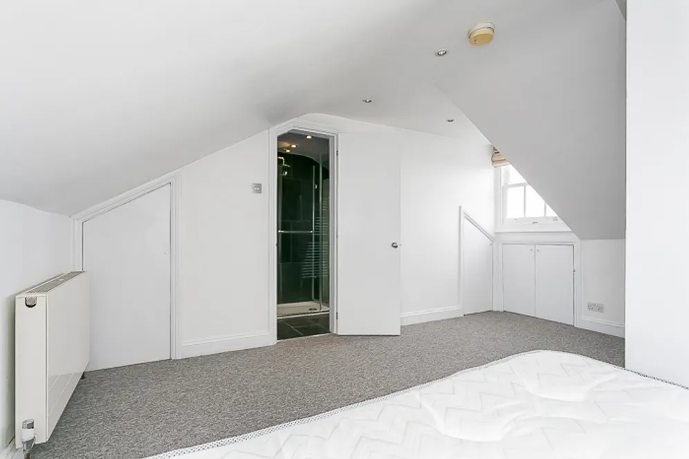 Grafton Square, SW4 photo 9