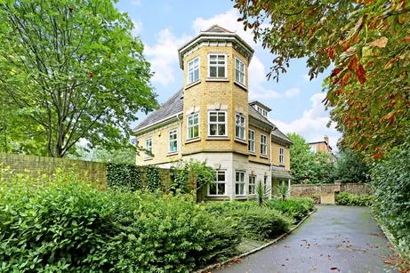 North Common Lodge London W5