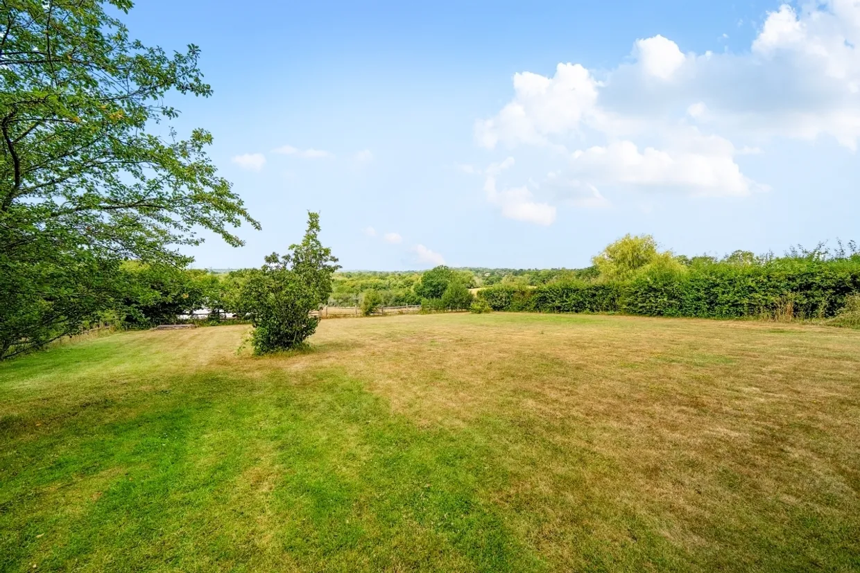 Station Road Wadhurst TN5 photo 5