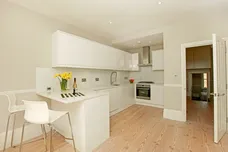 Trinity Road London SW17 photo 3