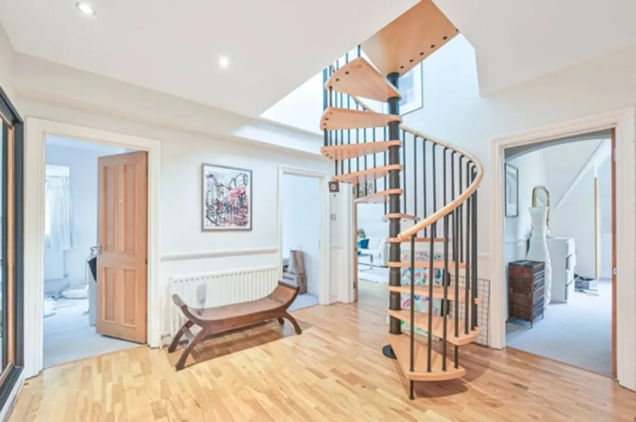 Maresfield Gardens Hampstead NW3 photo 4