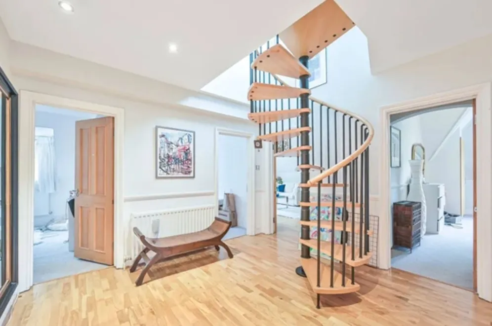 Maresfield Gardens Hampstead NW3 photo 4