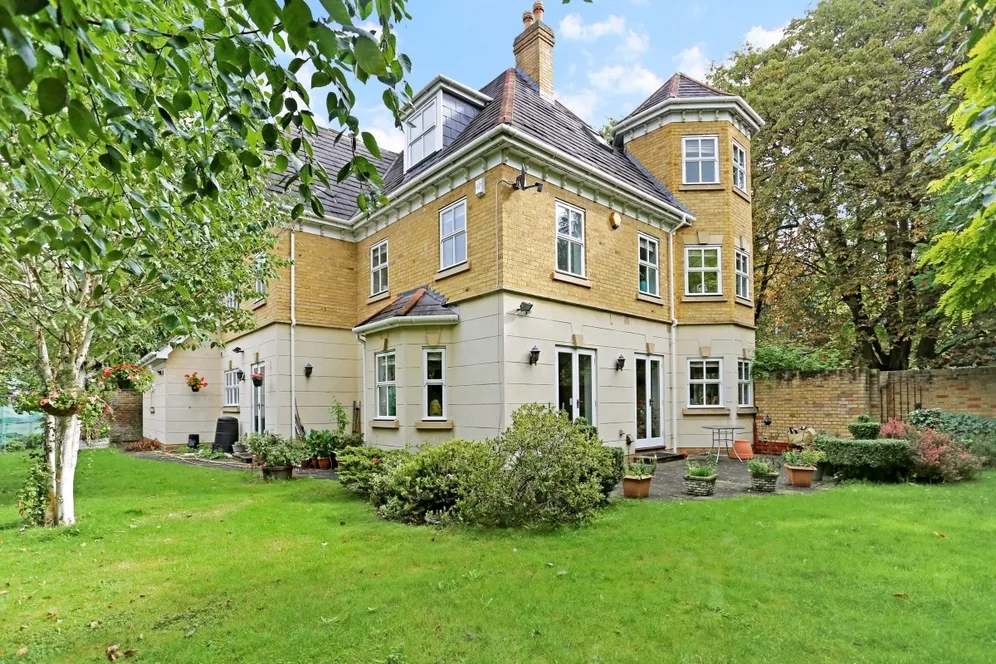 North Common Lodge London W5 photo 8
