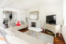 Kingston Lane, Teddington, TW11 photo 8