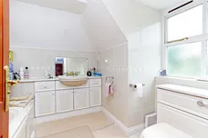 North Common Lodge London W5 photo 12