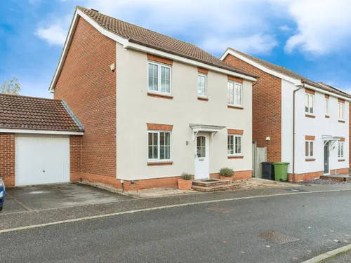 Cygnet Close, Attleboroughphoto