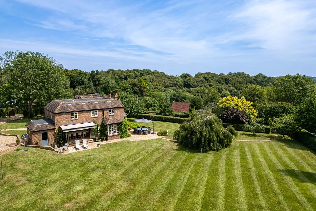 Grays Lane, Ibstone, HP14 photo 25