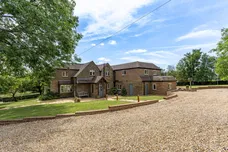 Grays Lane, Ibstone, HP14 photo 30