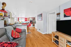 Fernwood Crescent, London