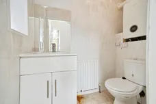 Woodhall Park Crescent East, Stanningley, PUDSEY